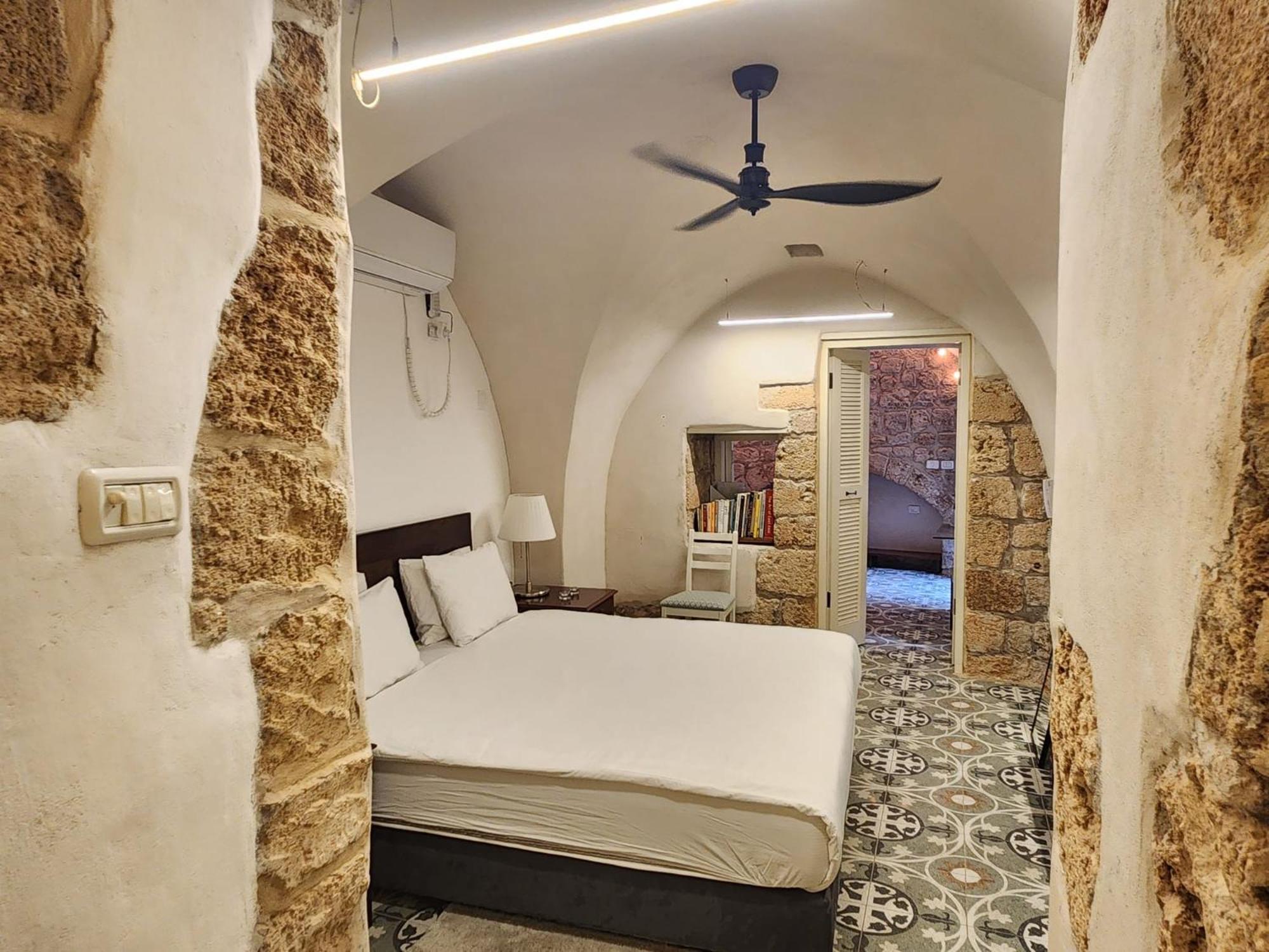 Ferienwohnung Alma Akkon Zimmer foto